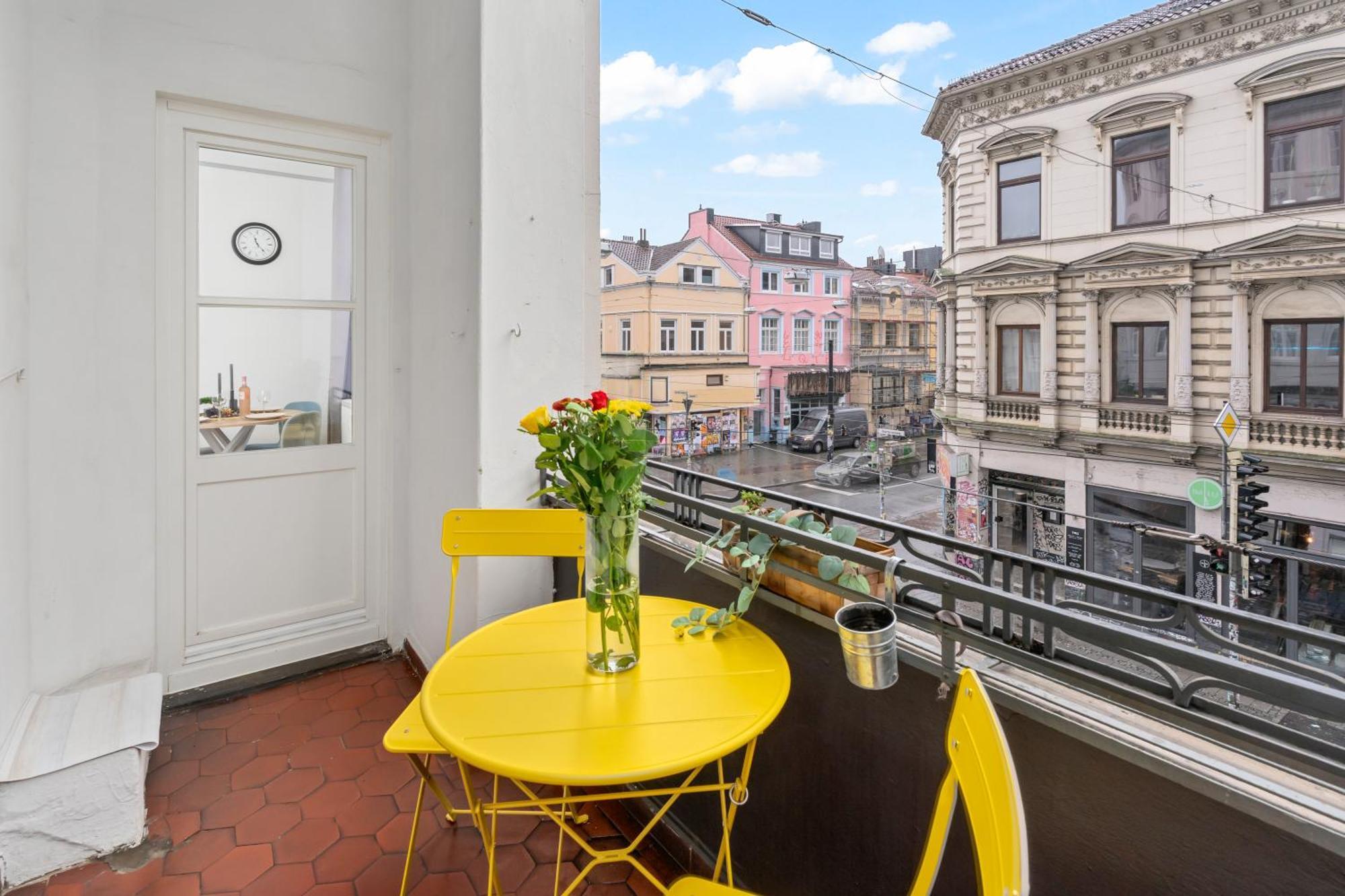 Homey Apartments - Im Viertel Mit Parkplatz BRE Exterior photo